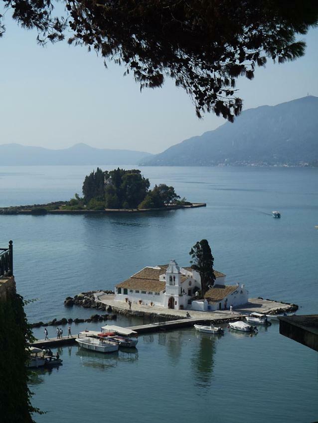 Elaia Resorts Перама Екстериор снимка